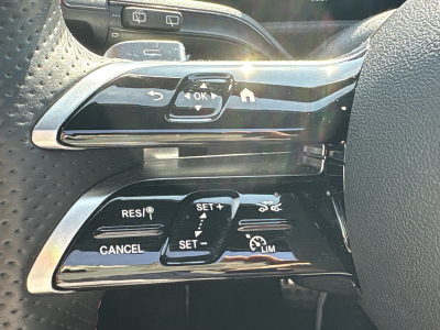 Mercedes-Benz A 180 AMG LINE * CAMERA 360 * PANORAMA * 7G-DCT
