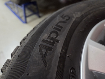 Jantes alu + Pneus hiver 16