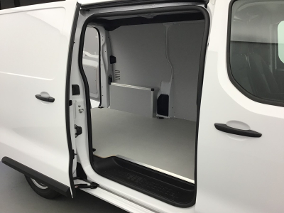 Opel Vivaro L2H1 145 3 Sitzer/Holzkomplett