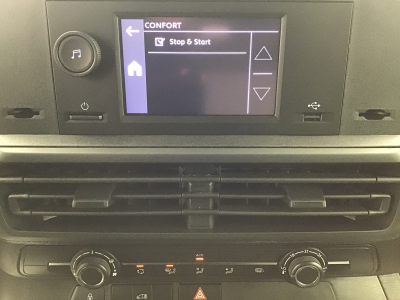 Opel Vivaro L2H1 145 Magic Cargo / 4Jahresreifen