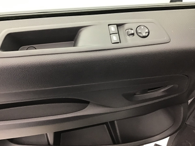 Opel Vivaro L2H1 145 Magic Cargo / 4Jahresreifen