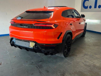 Lamborghini Urus 4.0 V8 PHEV SE- carbon - Pano -VOLL