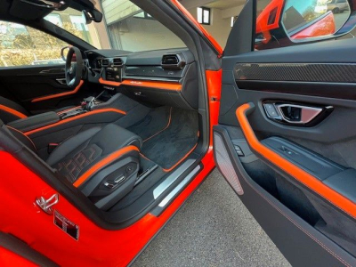 Lamborghini Urus 4.0 V8 PHEV SE- carbon - Pano -VOLL