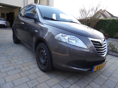 Lancia Ypsilon 0.9 Automatique