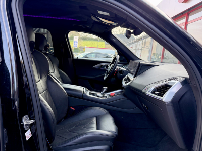 BMW XM 4.4i XDRIVE Plug In SOFTCLOSE HEAD UP HARMAN KARDON CUIR NAVI 1 HAND
