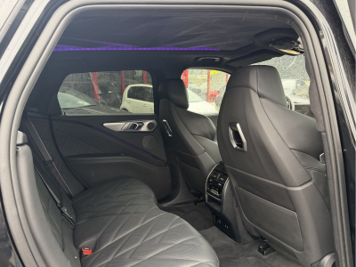 BMW XM 4.4i XDRIVE Plug In SOFTCLOSE HEAD UP HARMAN KARDON CUIR NAVI 1 HAND