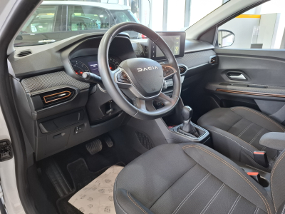 Dacia Sandero 1.0 TCe 90 Stepway, B.Auto., 1 HAND, CAMERA, NAVI, PDC, REGULATEUR / LIMITEUR, ANGLE MORT,