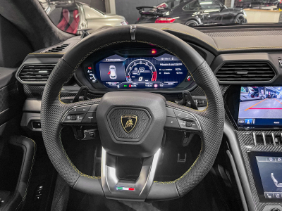 Lamborghini Urus URUS S /AKRAPOVIC/B&O 3d/23//PANO/XPEL/MY24