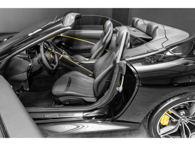 Ferrari Roma SPIDER _ACC_CARBON_360°_MATRIX_*FULL*