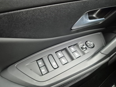 Peugeot 308 1.2 PureTrch 145 EAT8 ALLURE