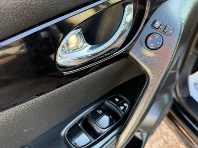 Nissan Qashqai 1.6 dCi DPF Tekna/Pano/Kamera/Leder/