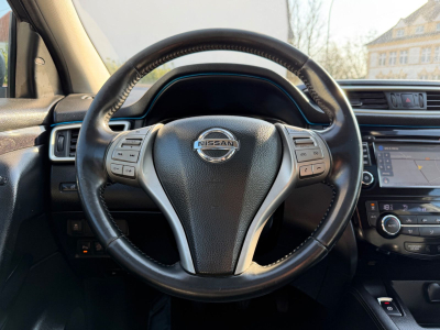 Nissan Qashqai 1.6 dCi DPF Tekna/Pano/Kamera/Leder/