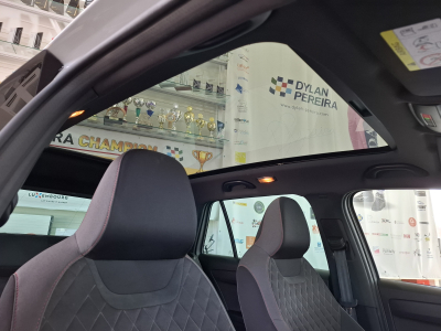 Skoda Fabia 1.0 TSI  MONTE CARLO, LED, CAMERA, PANORAMIQUE, ALU 17'',NAVI, 1HAND