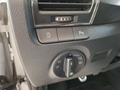 Skoda Fabia 1.0 TSI  MONTE CARLO, LED, CAMERA, PANORAMIQUE, ALU 17'',NAVI, 1HAND