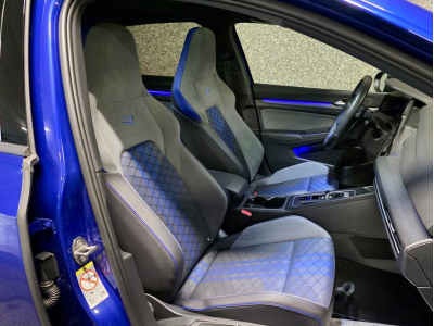 Volkswagen Golf R 8 2.0 TSI 320 4MOTION IQ LIGHT PANO CUIR NAVI