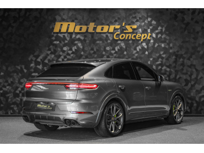 Porsche Cayenne E-HYRBIDE COUPÉ PACK SPORT ALLÉGÉ