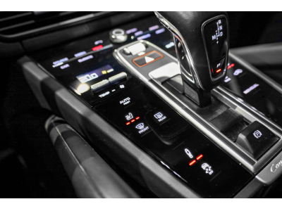 Porsche Cayenne E-HYBRID COUPÉ PACK SPORT ALLÉGÉ