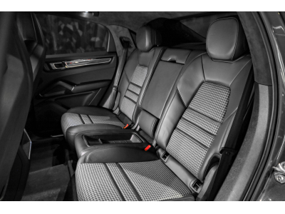 Porsche Cayenne E-HYBRID COUPÉ PACK SPORT ALLÉGÉ