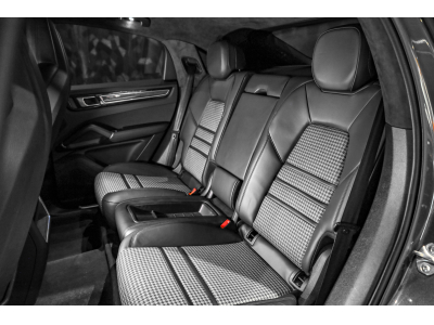 Porsche Cayenne E-HYRBIDE COUPÉ PACK SPORT ALLÉGÉ