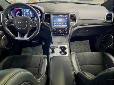 Jeep Grand Cherokee 6.4l V8 HEMI SRT NAVI CUIR PANO 1 HAND