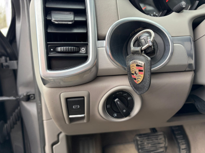 Porsche Cayenne 3.0d 245 Tiptronic / 1er prop / Toit pano