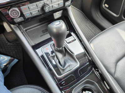 Jeep Compass 1.5 E-Hybrid MHEV TOIT OUV PANO CUIR CARPLAY CAMERA