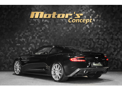 Aston Martin Vanquish 6.0 V12
