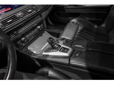 BMW M5 F10 COMPETITION 1/200