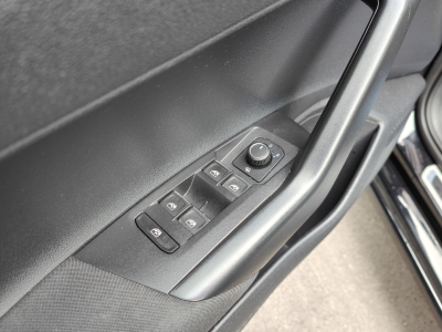 Volkswagen Polo 1.0 TSI UNITED CARPLAY CLIM RADAR AV/ARR