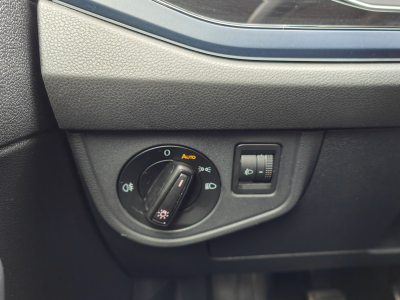 Volkswagen Polo 1.0 TSI UNITED CARPLAY CLIM RADAR AV/ARR