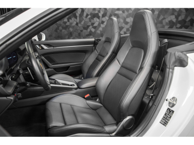 Porsche 992 Carrera 4S Cabriolet PDK