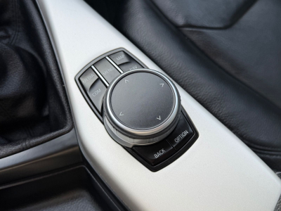 BMW 118 d 150 PS /xDrive Advantage/LED/LEDER/NAVI