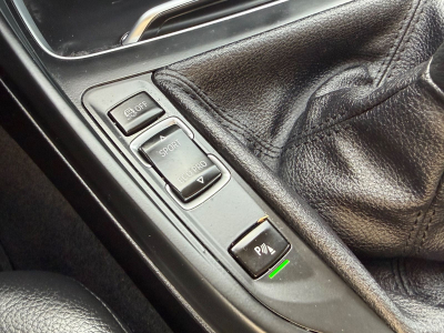 BMW 118 d 150 PS /xDrive Advantage/LED/LEDER/NAVI