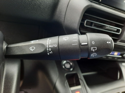 Peugeot Partner L1H1 AT 130 3 Sitzer/Klimaauto/Kamera