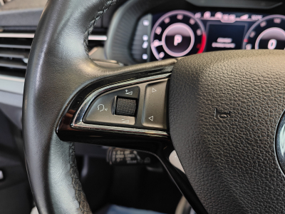 Skoda Kamiq 1.0 TSI DSG CARPLAY TOIT OUV PANO CAMERA GPS LED