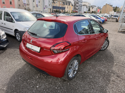 Peugeot 208 1.2 ALLURE 110 S&S