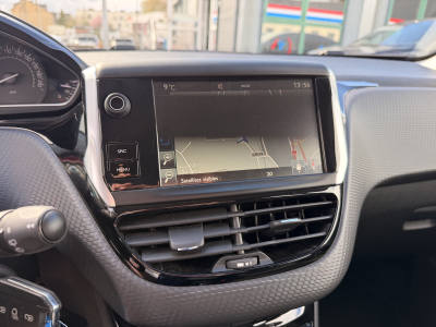 Peugeot 208 1.2 ALLURE 110 S&S