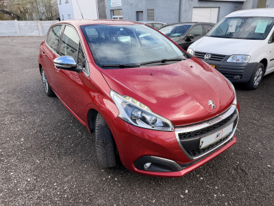 Peugeot 208 1.2 ALLURE 110 S&S