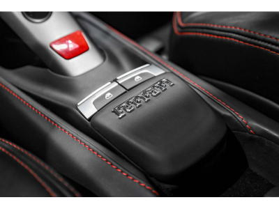 Ferrari 488 GTB 3.9 V8 - ROSSO CORSA