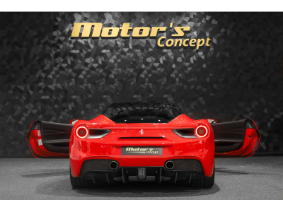 Ferrari 488 GTB 3.9 V8 - ROSSO CORSA