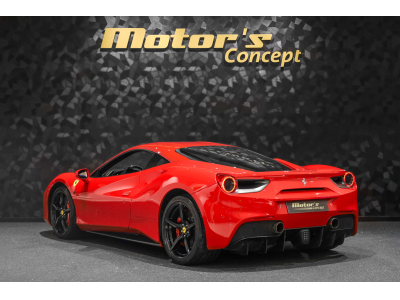 Ferrari 488 GTB 3.9 V8 - ROSSO CORSA