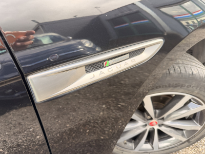 Jaguar F-Pace P250 AWD R sport