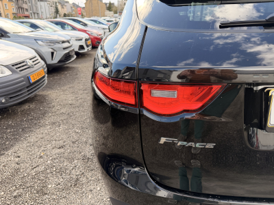 Jaguar F-Pace P250 AWD R sport
