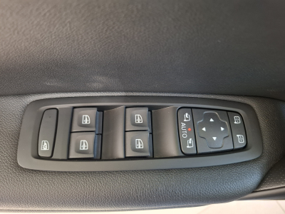 Renault Megane 1.6 DCI 130 BOSE EDITION, 1 HAND, CAMERA, CUIR, DIGITAL COCKPIT, LED,