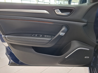 Renault Megane 1.6 DCI 130 BOSE EDITION, 1 HAND, CAMERA, CUIR, DIGITAL COCKPIT, LED,