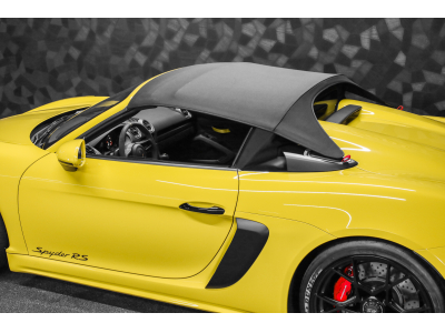 Porsche 718 Spyder RS PDK - Sièges Sport - JAUNE RACING