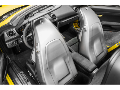 Porsche 718 Spyder RS PDK - Sièges Sport - JAUNE RACING
