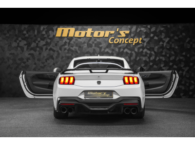 Ford Mustang Coupé 5.0 V8 - DARK HORSE