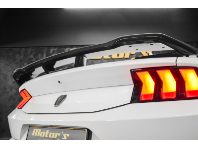 Ford Mustang Coupé 5.0 V8 - DARK HORSE