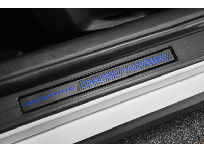 Ford Mustang Coupé 5.0 V8 - DARK HORSE